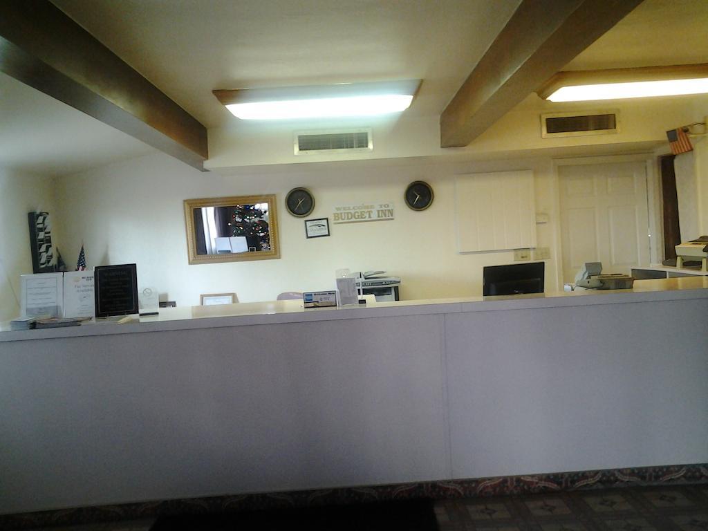 Budget Inn Tulare Zewnętrze zdjęcie